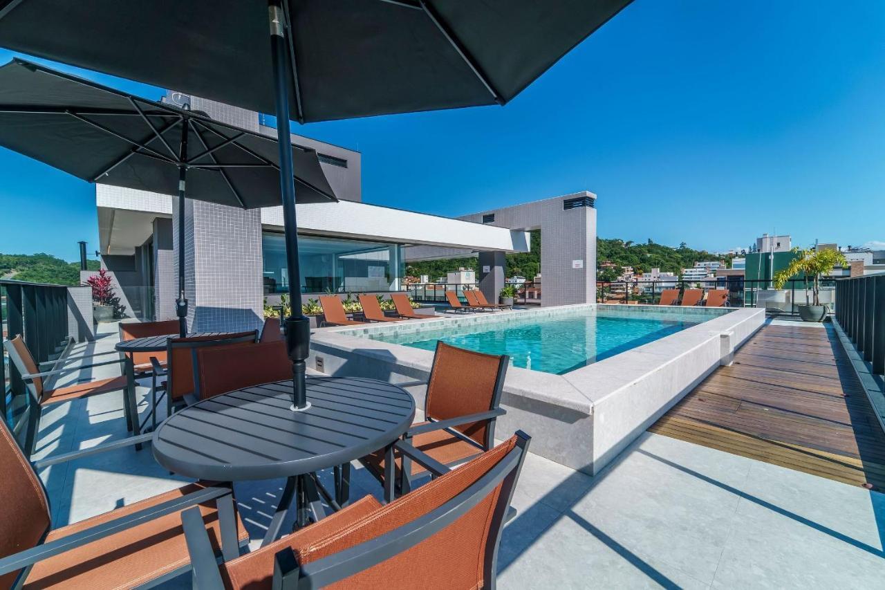 Adra 106 - Apartamento No Centro De Bombinhas - Rooftop Com Piscina E Academia - A Poucos Metros Da Praia - Exterior foto